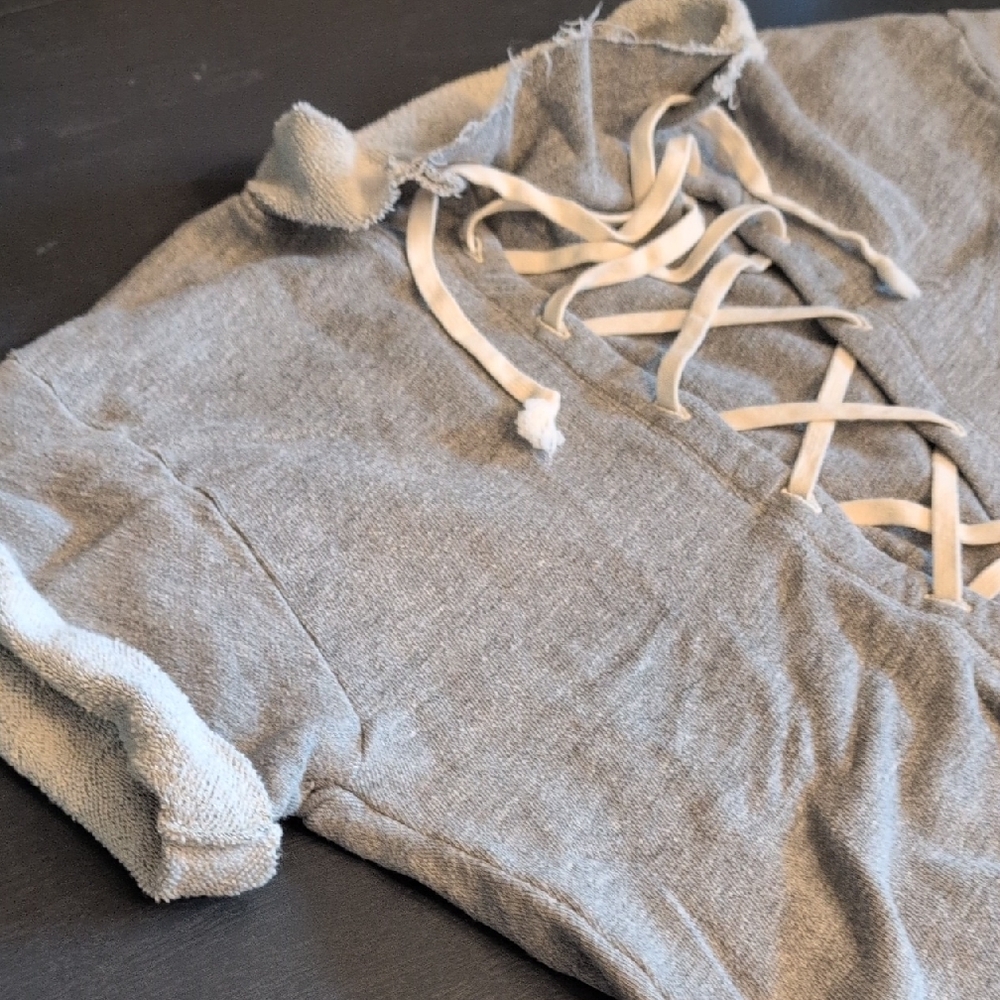T.La Anthropologie Textured Gray Knit Top - Picture 5 of 7
